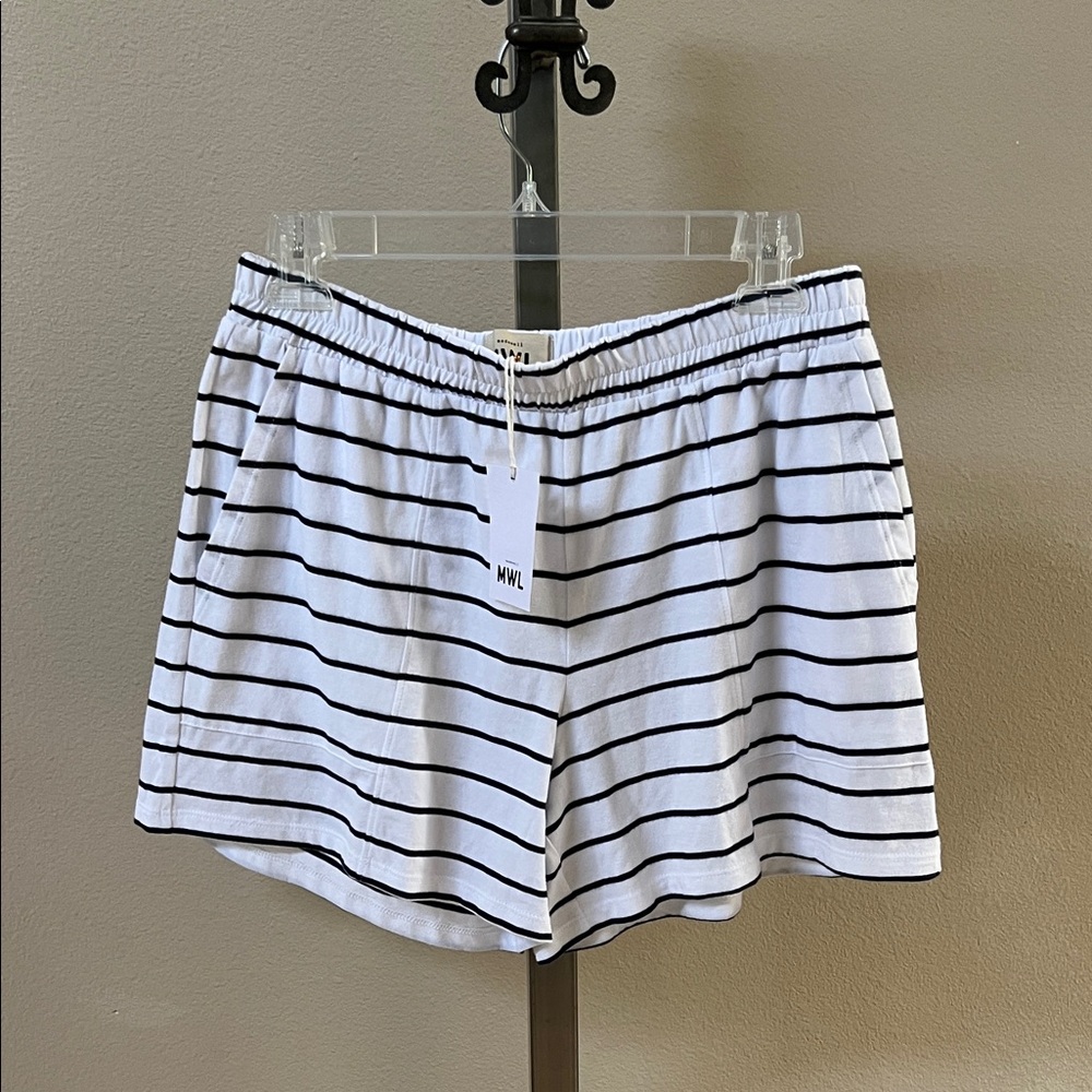 NWT Madewell MWL Seamed Shorts in Stripe Black White,  Size Medium 100% Cotton